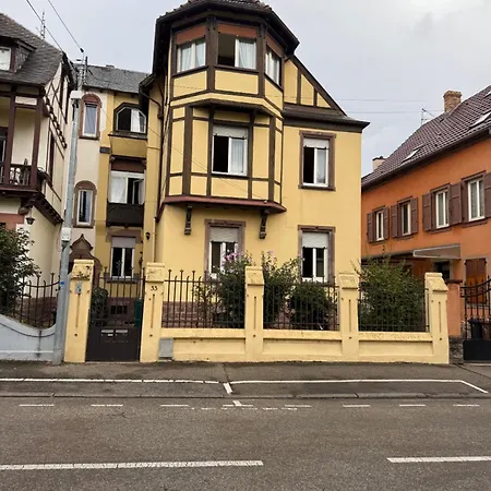 Les Colombages De L'ours דירה